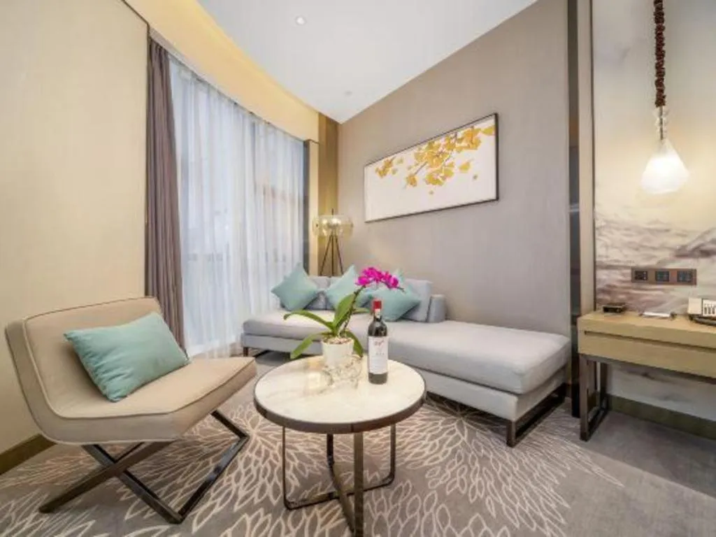 Bed in ZHONG DING HOTEL