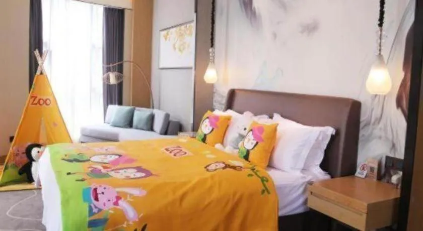 Bed in ZHONG DING HOTEL