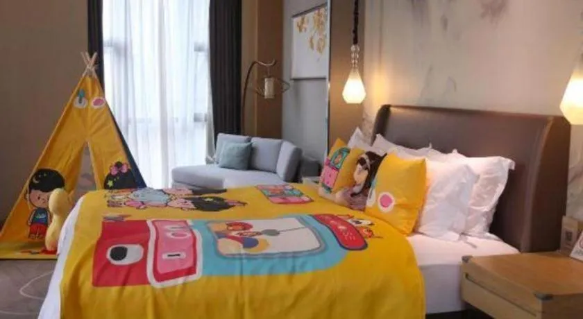 Bed in ZHONG DING HOTEL