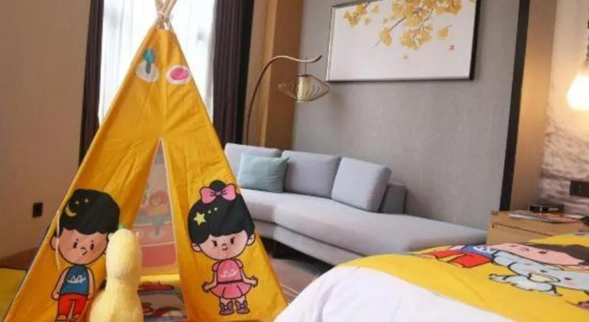 Bed in ZHONG DING HOTEL