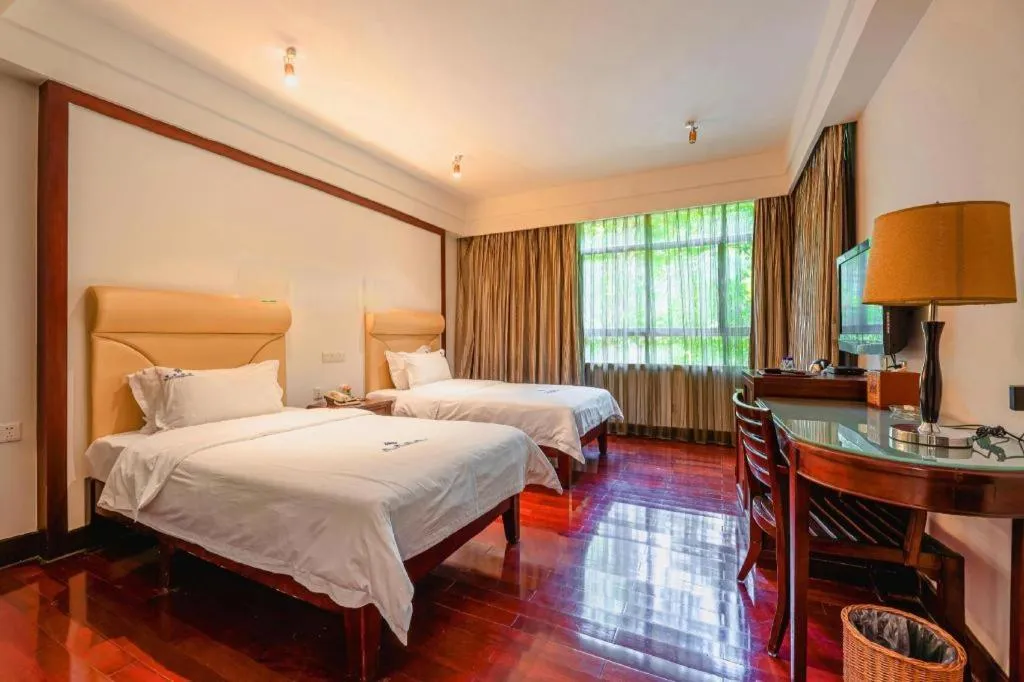 Bed in Shaoguan Palace International Resorts