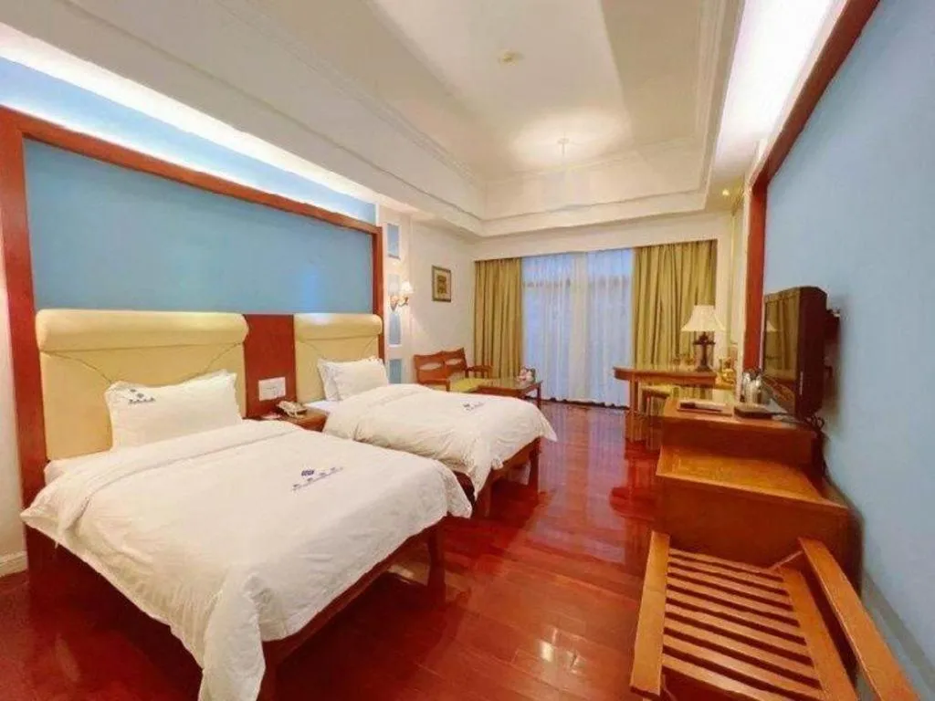 Bed in Shaoguan Palace International Resorts