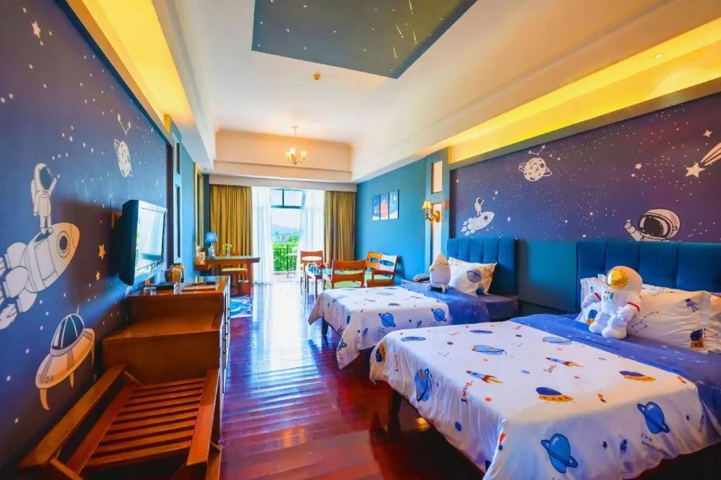 Bed in Shaoguan Palace International Resorts