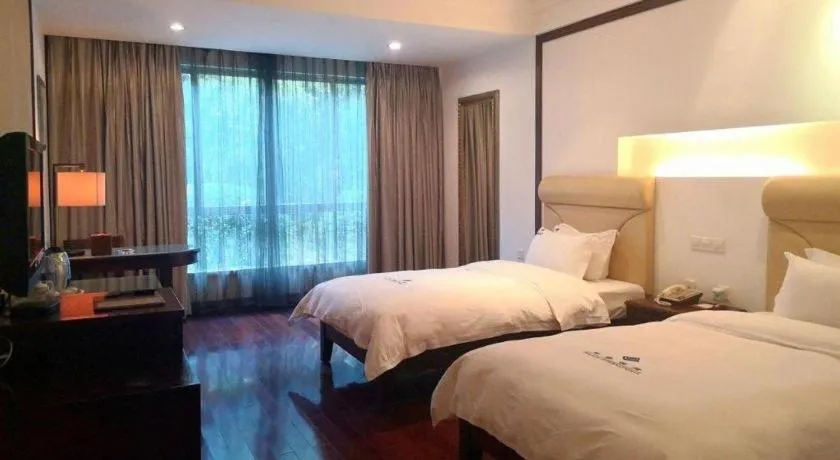 Bed in Shaoguan Palace International Resorts