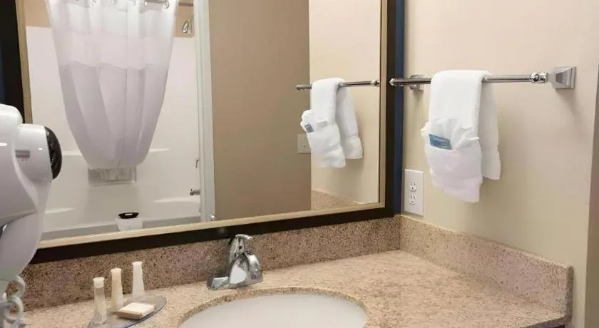 Days Inn by Wyndham Hemet