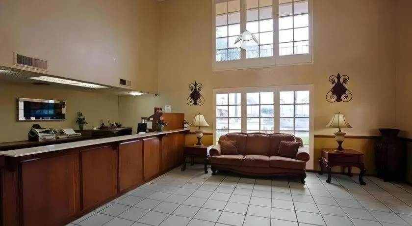 Days Inn by Wyndham Hemet