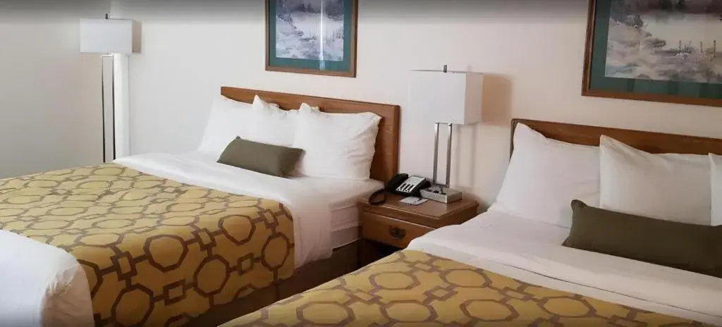 Bed in Days Inn by Wyndham Hemet Bed in Days Inn by Wyndham Hemet