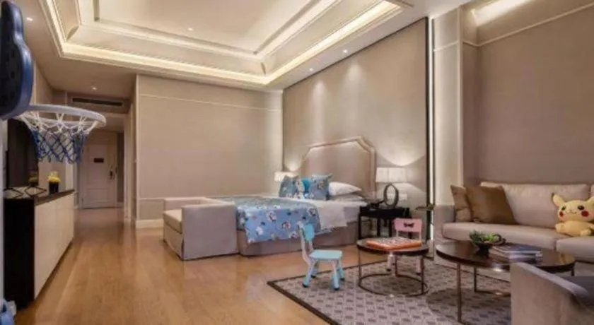 Donghai Xianhucheng Huanglong Hotel