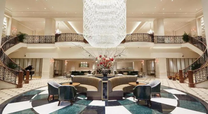 Donghai Xianhucheng Huanglong Hotel