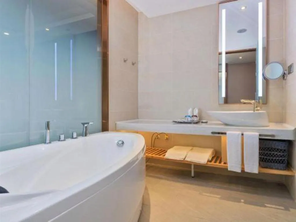 Lavande Hotels·Guangzhou Jiahe Wanggang Metro Station