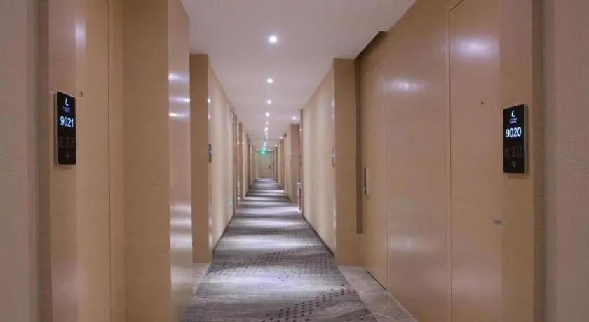 Lavande Hotels·Guangzhou Jiahe Wanggang Metro Station