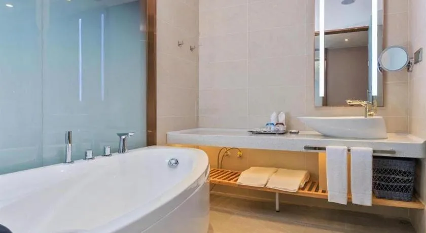 Lavande Hotels·Guangzhou Jiahe Wanggang Metro Station