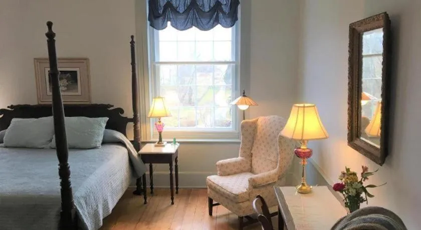 Bed in Smithfield Farm B&B