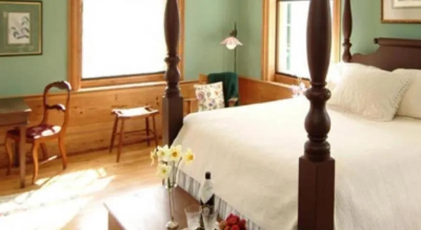 Bed in Smithfield Farm B&B