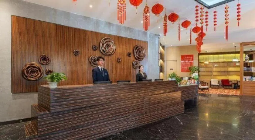 Metropolo Hotel YunNan Shangri-la Karma Dan Songzanlin Temple