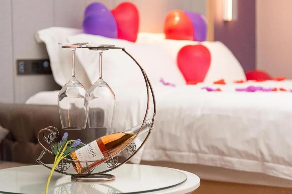 Bed in Lavande Hotel·Guilin Yangshuo Xi Street