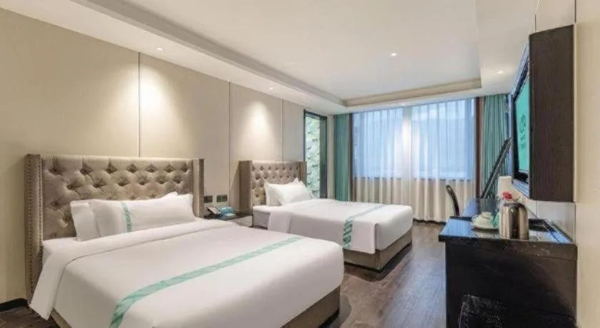 Bed in Xana Hotelle Lhasa Potala Palace Beijing Middle Road