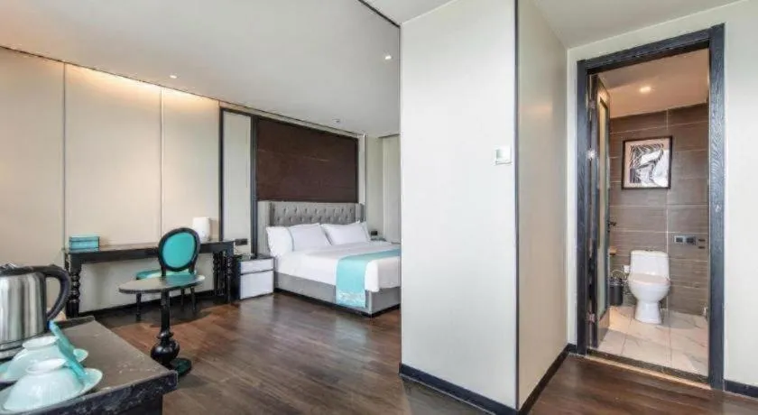 Bed in Xana Hotelle Lhasa Potala Palace Beijing Middle Road