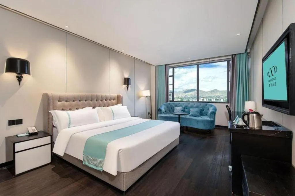 Bed in Xana Hotelle Lhasa Potala Palace Beijing Middle Road