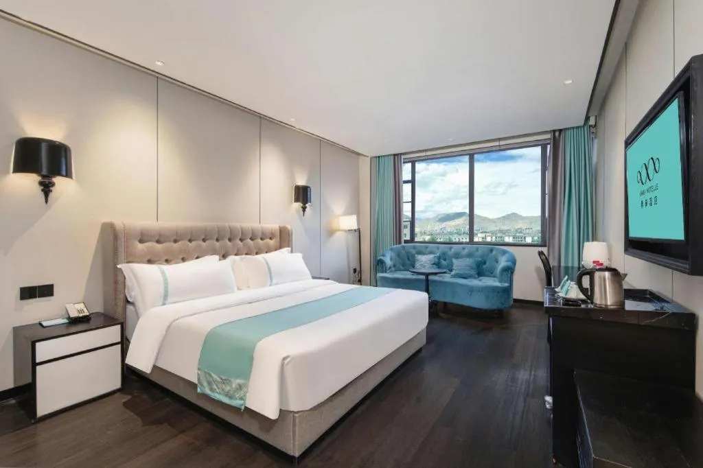 Bed in Xana Hotelle Lhasa Potala Palace Beijing Middle Road