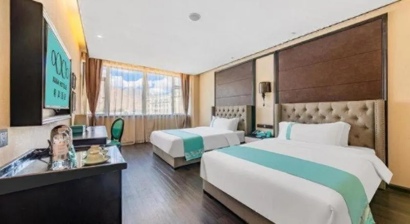 Bed in Xana Hotelle Lhasa Potala Palace Beijing Middle Road
