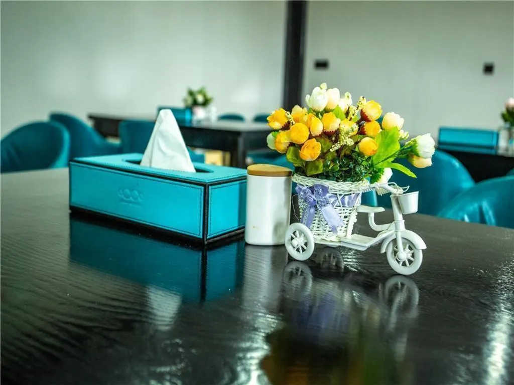 Xana Hotelle Lhasa Potala Palace Beijing Middle Road