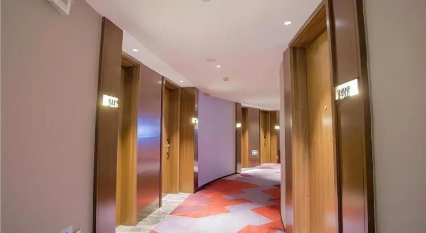 Bed in Borrman Hotel Nanning Railway Station