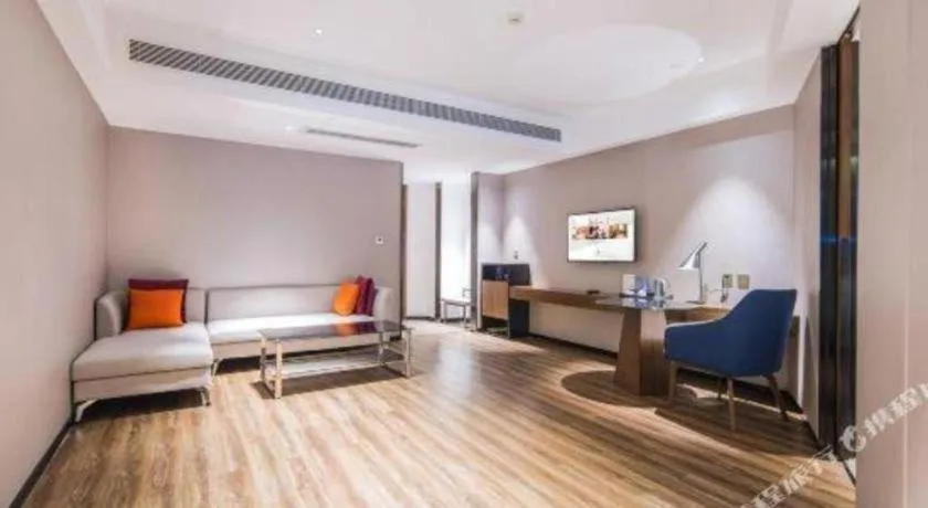 Bed in Borrman Hotel Nanning Railway Station