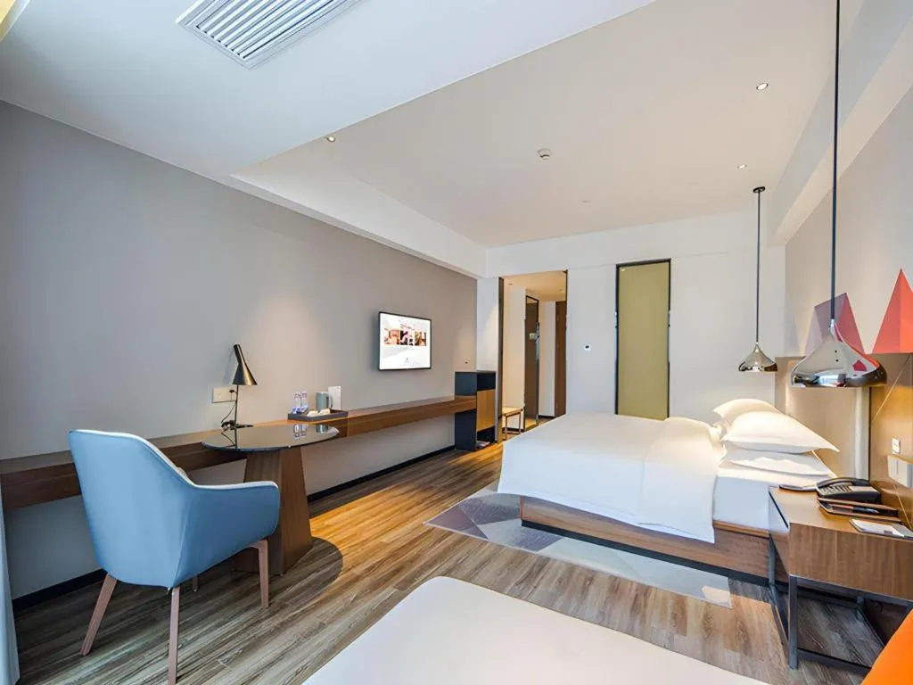 Bed in Borrman Hotel Nanning Railway Station