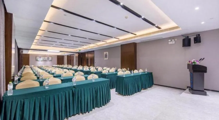 Borrman Hotel Nanning Railway Station