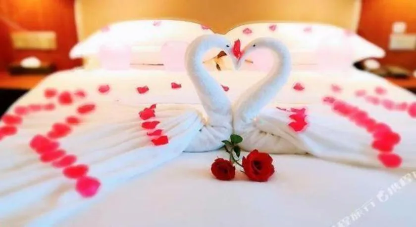 Bed in Borrman Hotel Nanning Railway Station