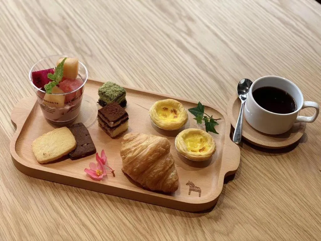 YUNIK-Shanghai Zhongshan Park Yan'an Xi Road