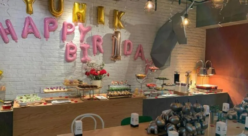 YUNIK-Shanghai Zhongshan Park Yan'an Xi Road