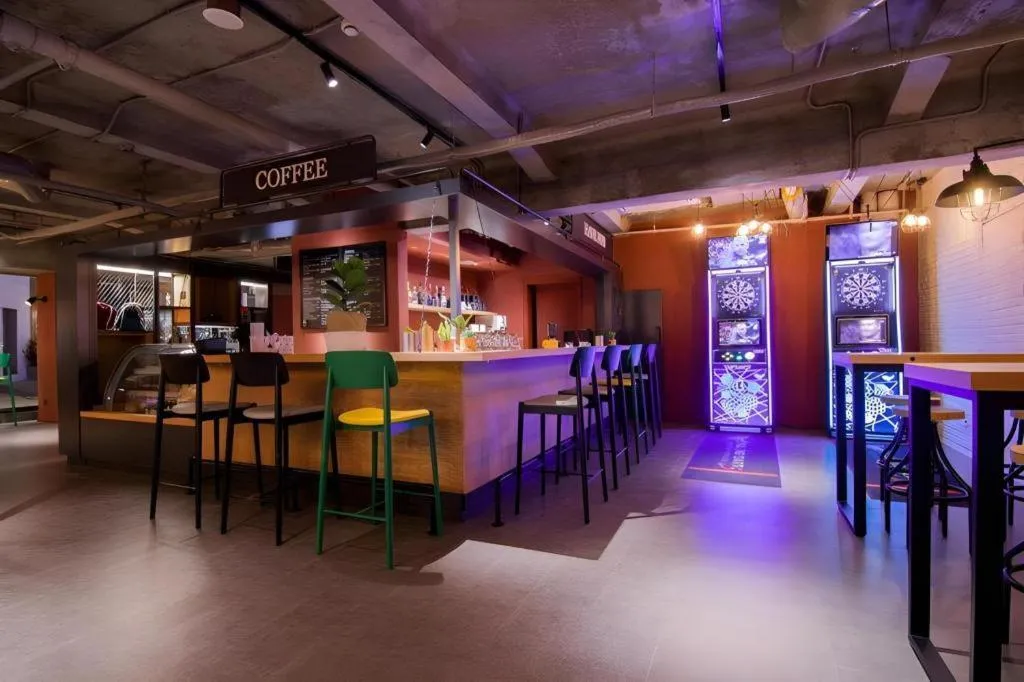 YUNIK-Shanghai Zhongshan Park Yan'an Xi Road