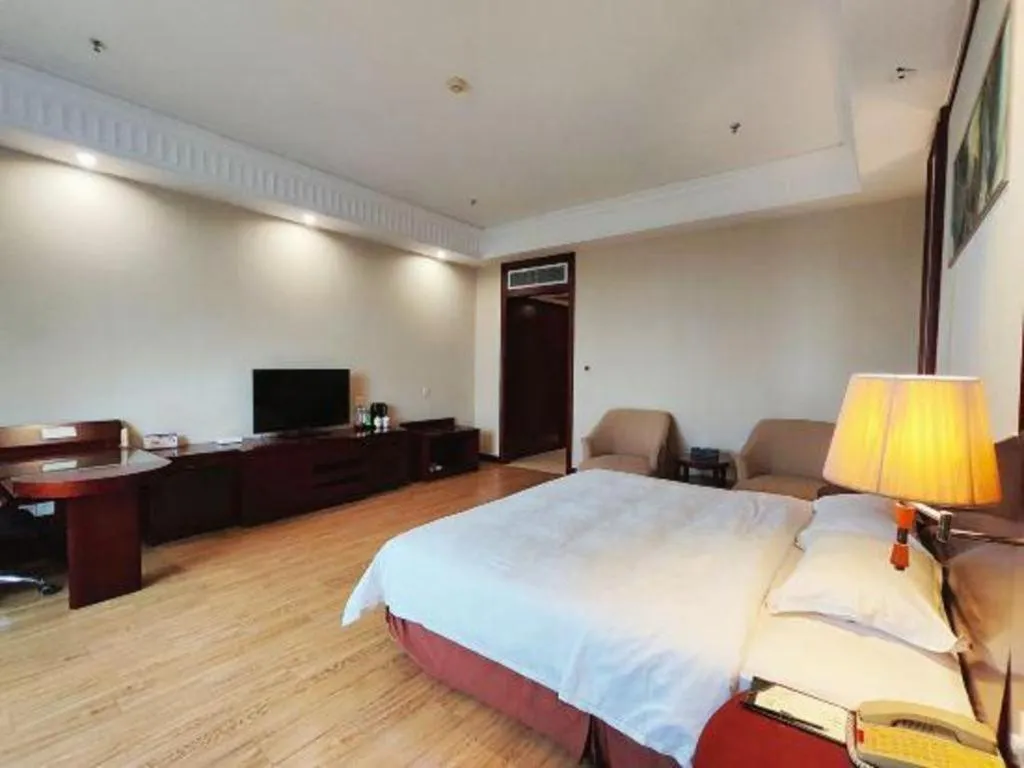 Bed in Longqi Jianguo Hotel Kunshan