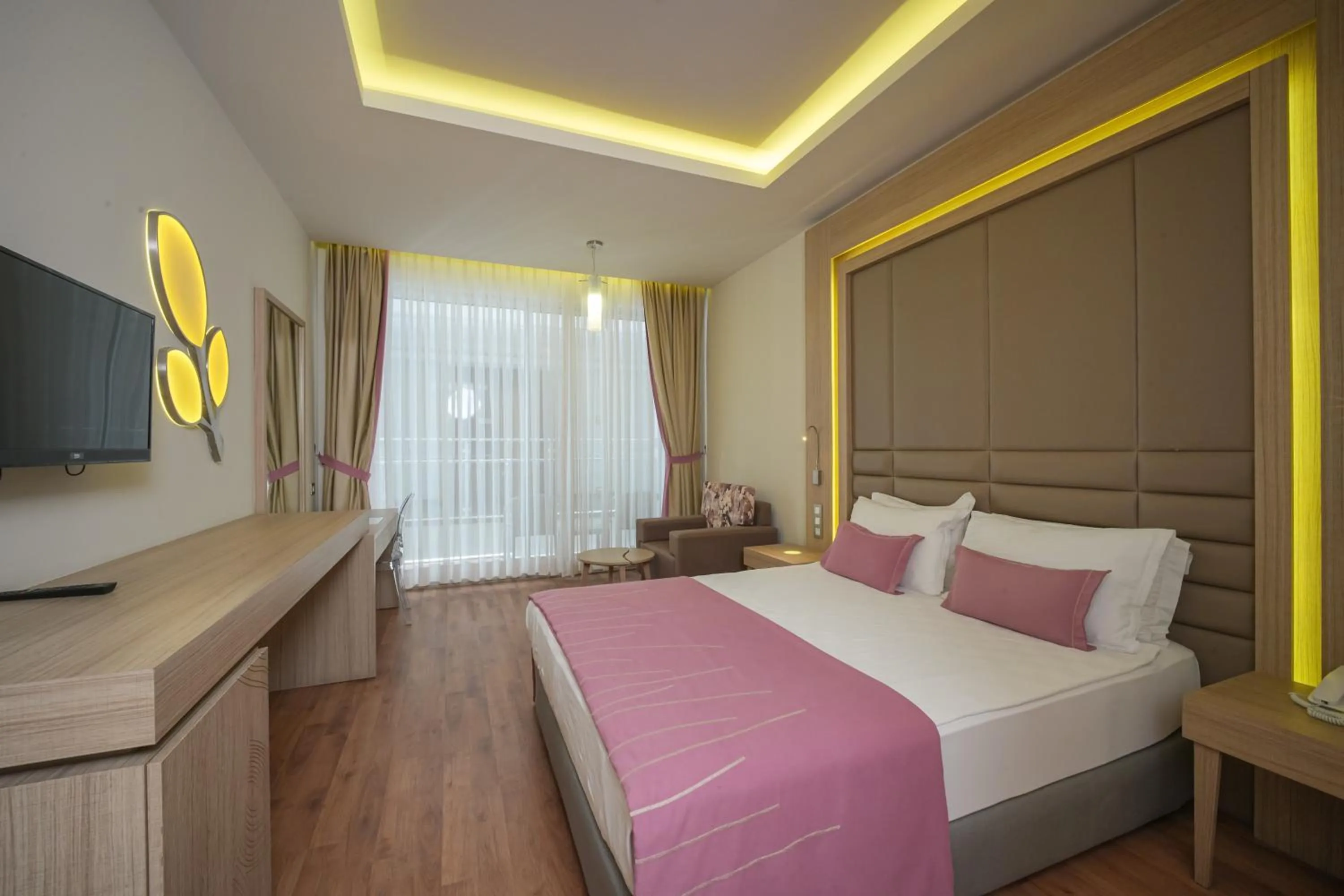 Photo of the whole room, Bed in Orka Lotus Beach