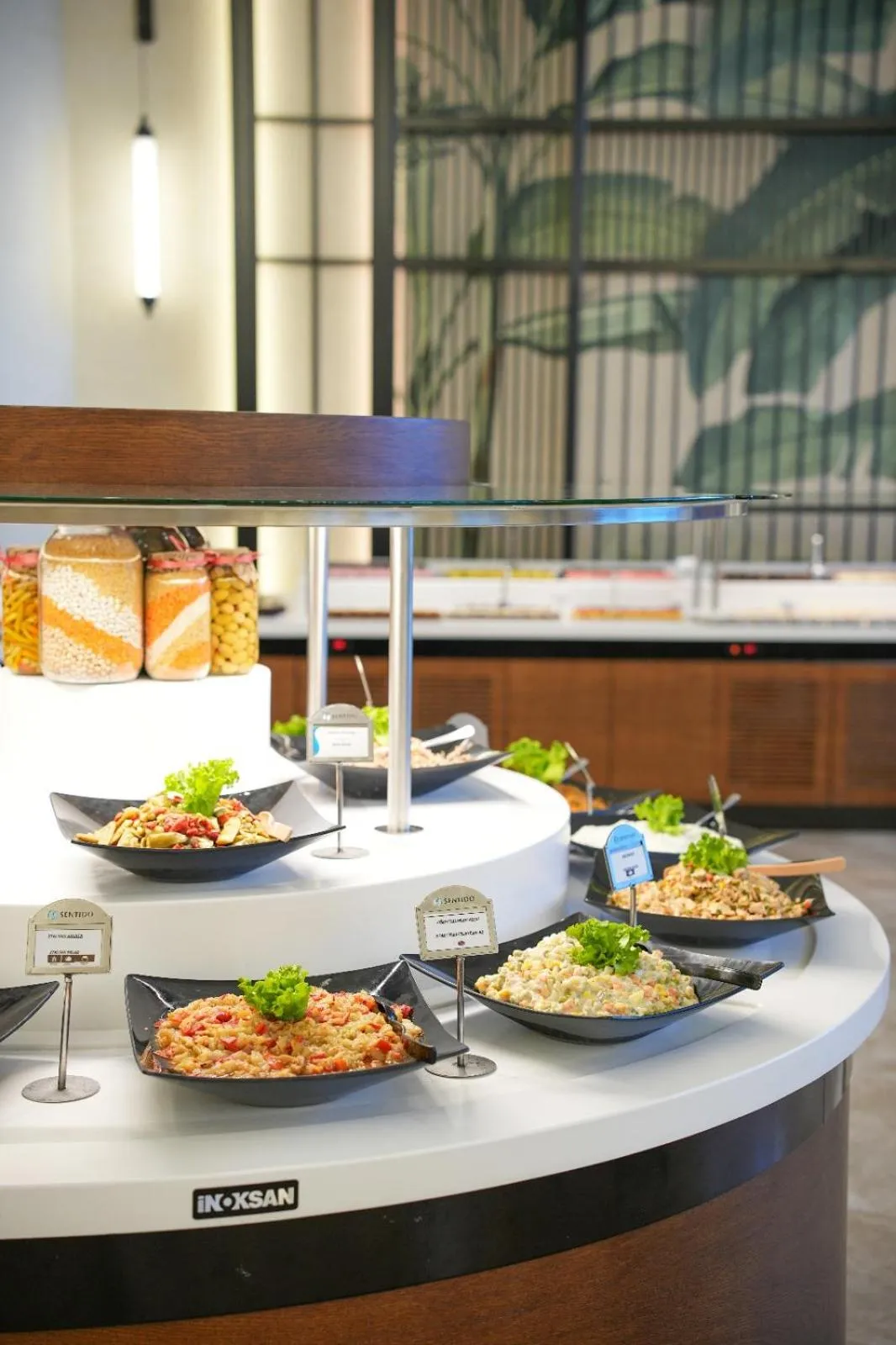 Restaurant/places to eat in Orka Lotus Beach