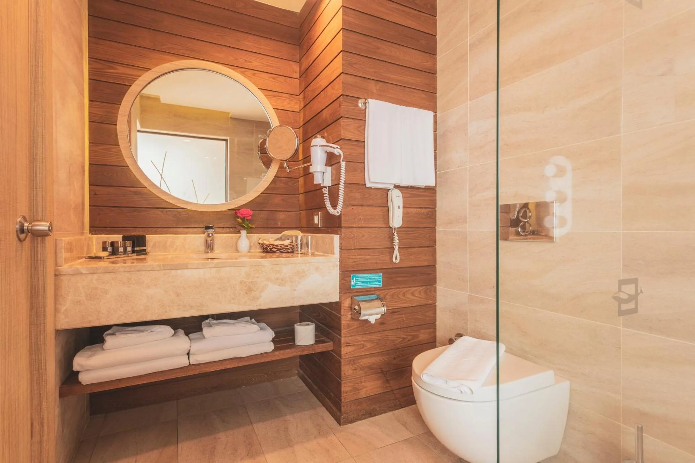 Shower in Orka Lotus Beach