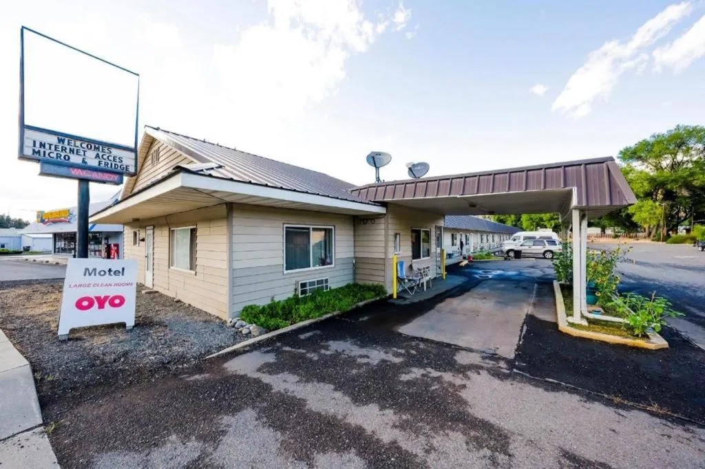 OYO Riverside Inn John Day OR