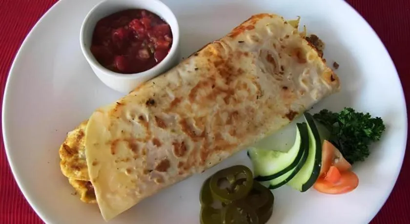 Amanente'z Beach Front Resort