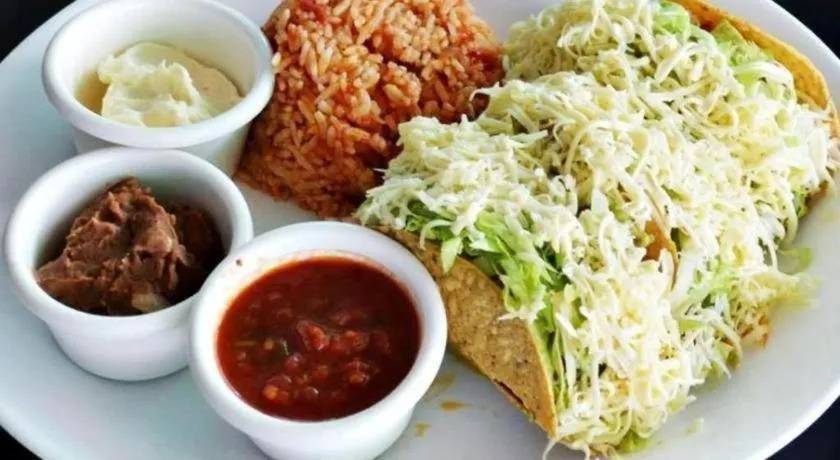 Amanente'z Beach Front Resort