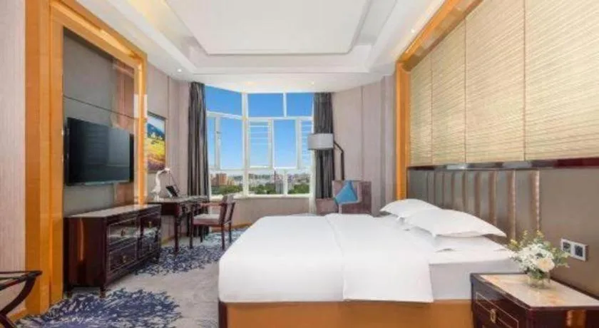 Bed in Metropolo Hotel Yining Development Zone Hanma Building