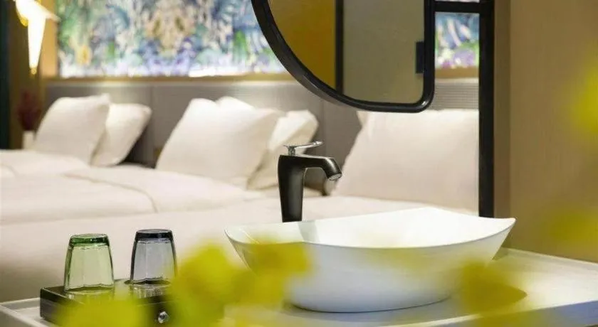 Bed in mango crystal hotel