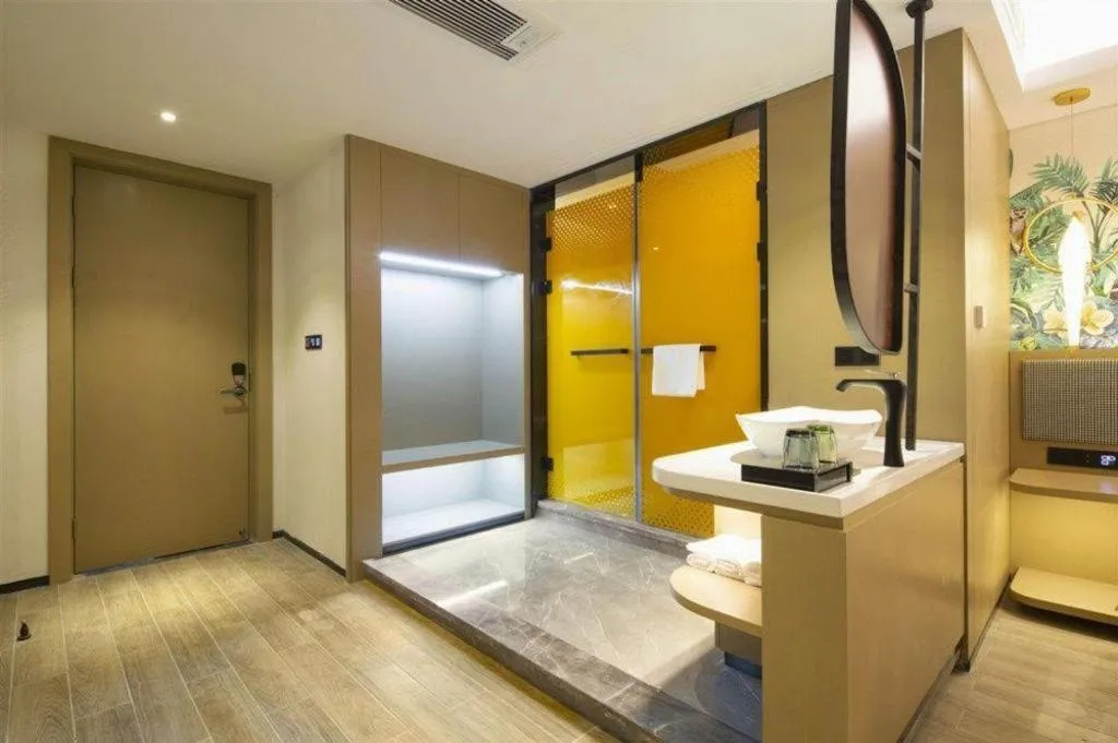 Bed in mango crystal hotel