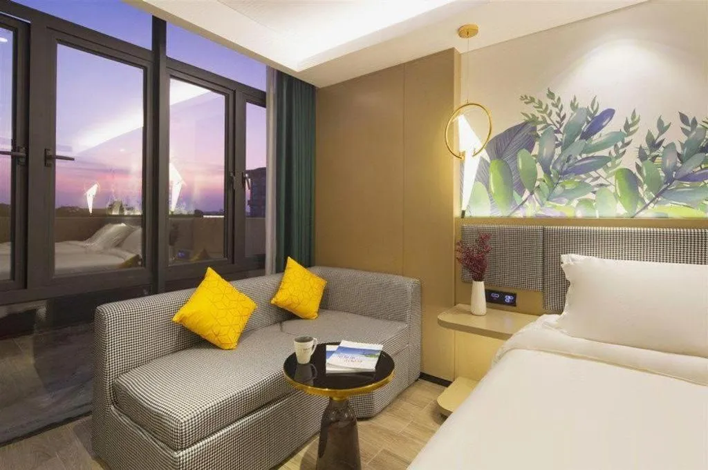 Bed in mango crystal hotel