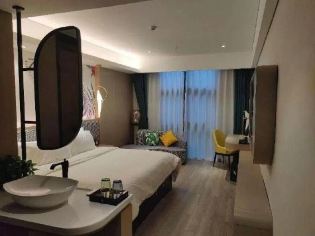 Bed in mango crystal hotel