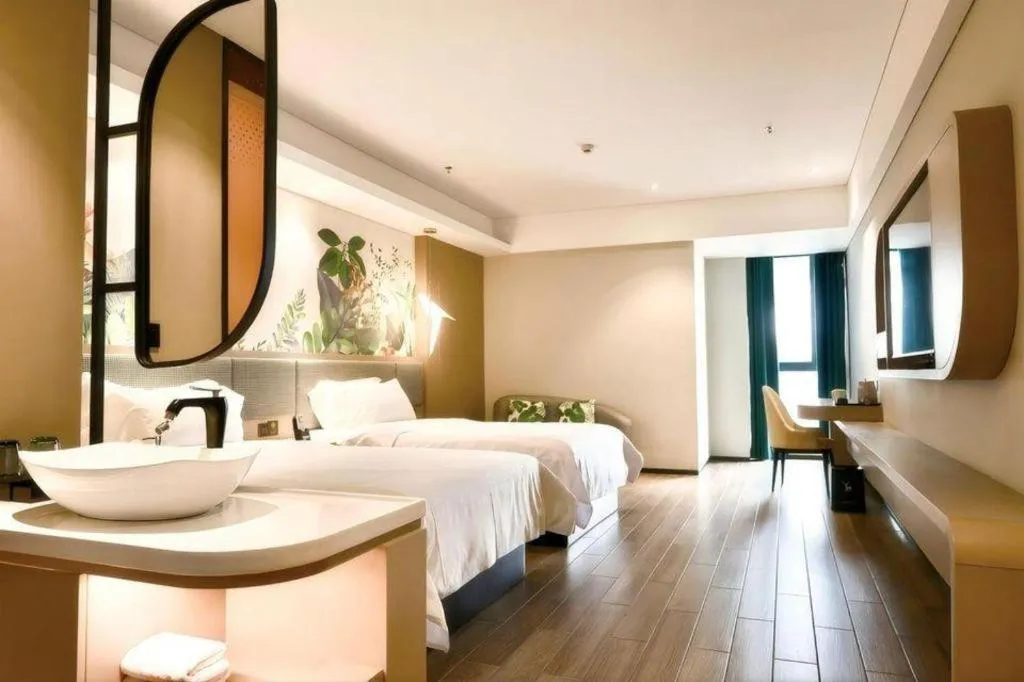 Bed in mango crystal hotel