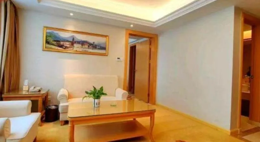 Vienna Hotel Shenzhen Longgang Baifucheng