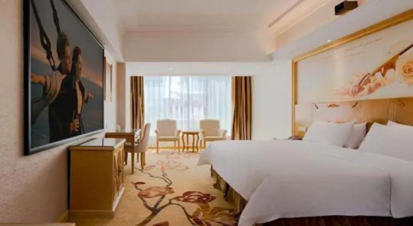 Bed in Vienna Hotel Shenzhen Longgang Baifucheng