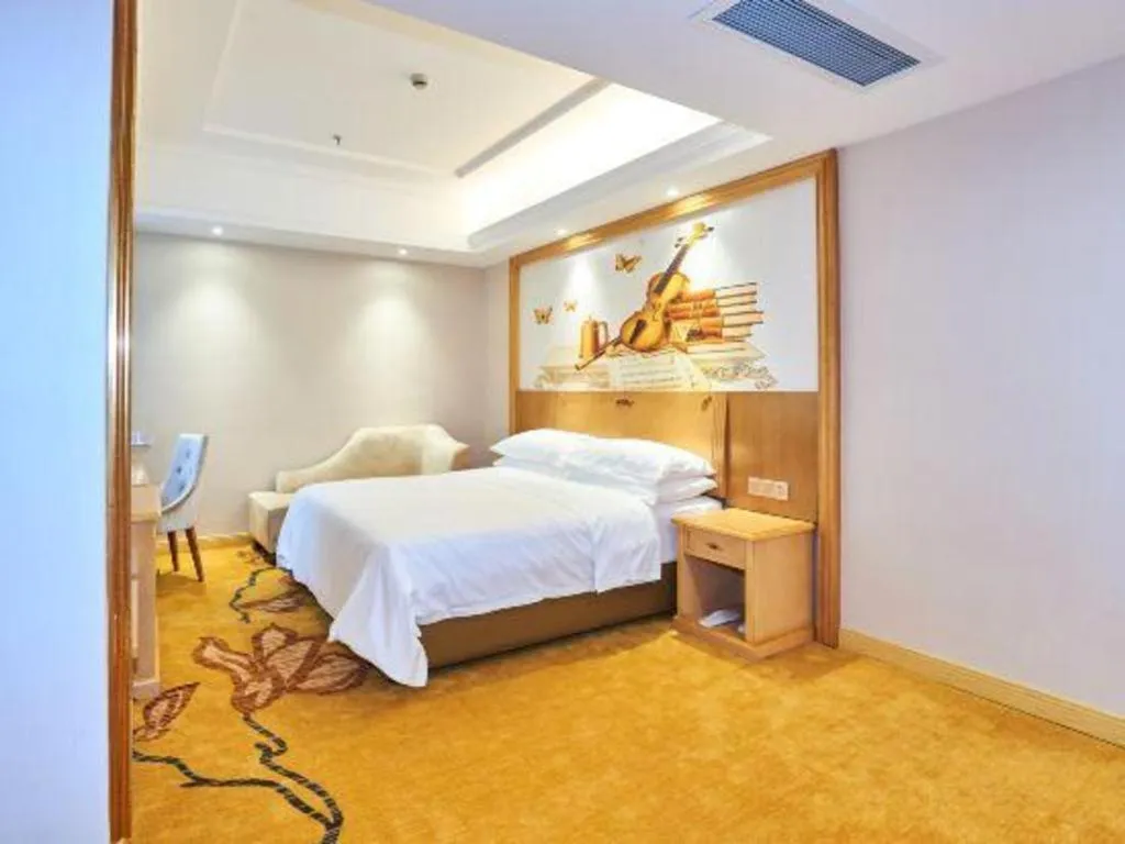 Bed in Vienna Classic Hotel Zhangzhou Longchi Center